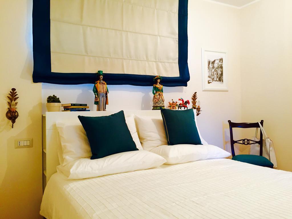 Solarium Achilles Apartment Giardini Naxos Bagian luar foto